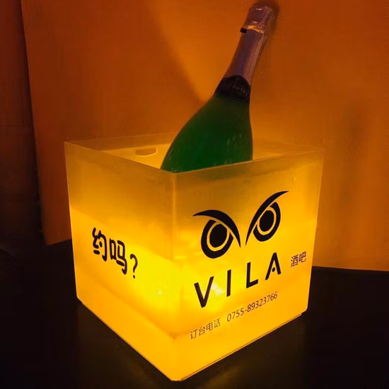 Beleuchteter LED-Displaysockel Club Night Up LED-Displaysockel Eiskübel